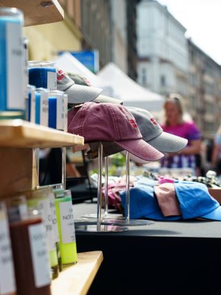 Venku sychravo až hrůza, tak si pojďme společně zavzpomínat, jak krásně jsme se měli v září na Živé Kamenické ❤️ Taky...